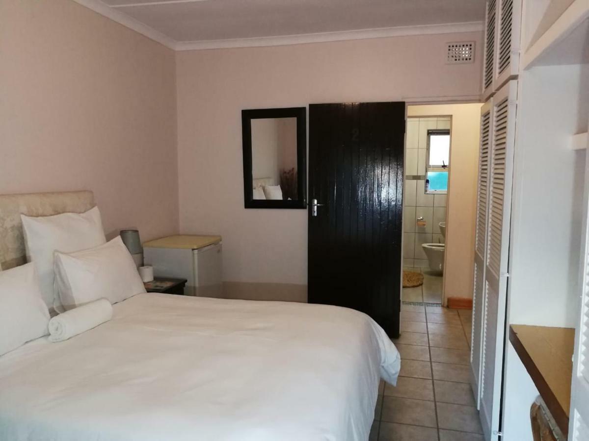 Emangunini Guest House Ричардс Бей Екстериор снимка